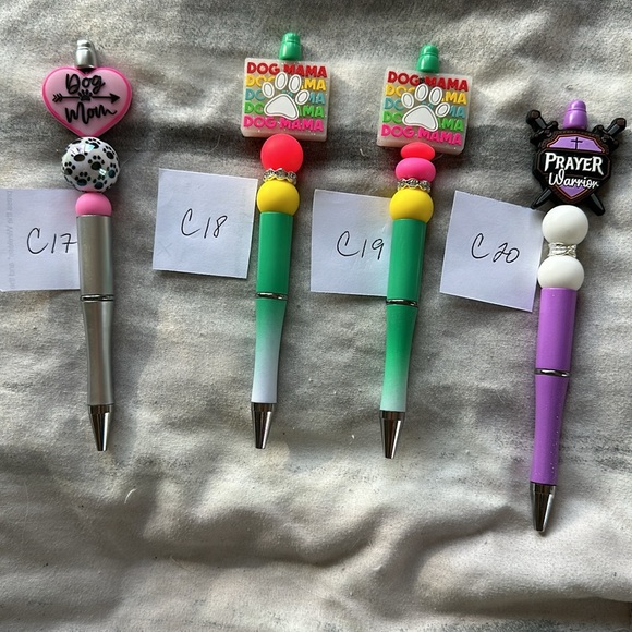 Pick one! Beaded pen with black ink & refill - Picture 10 of 10